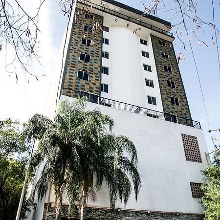 Booking Dioh Monterrey Ngoại thất bức ảnh