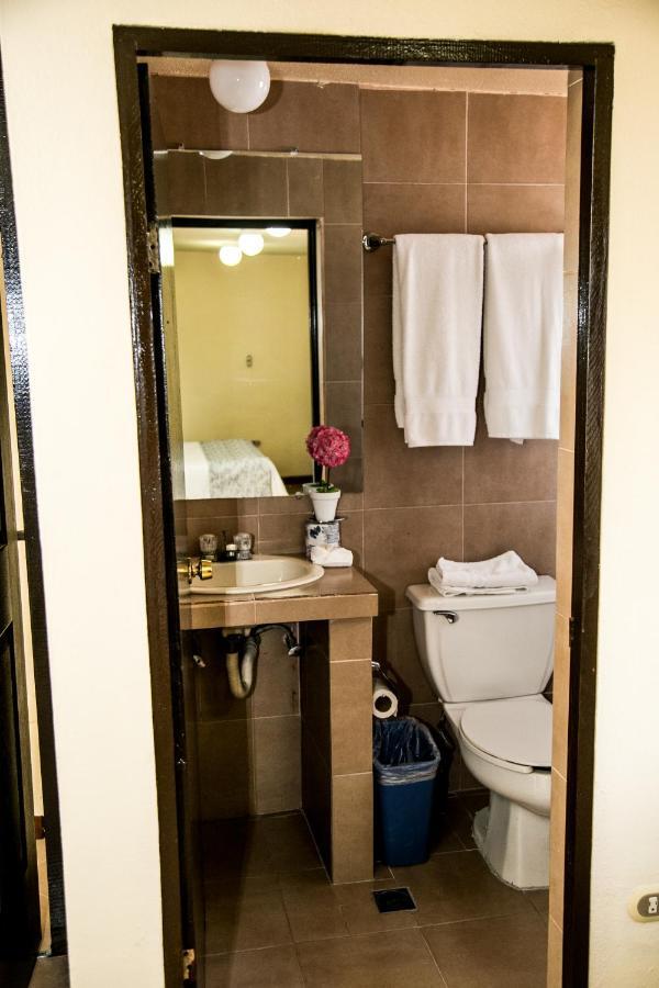 Booking Dioh Monterrey Ngoại thất bức ảnh