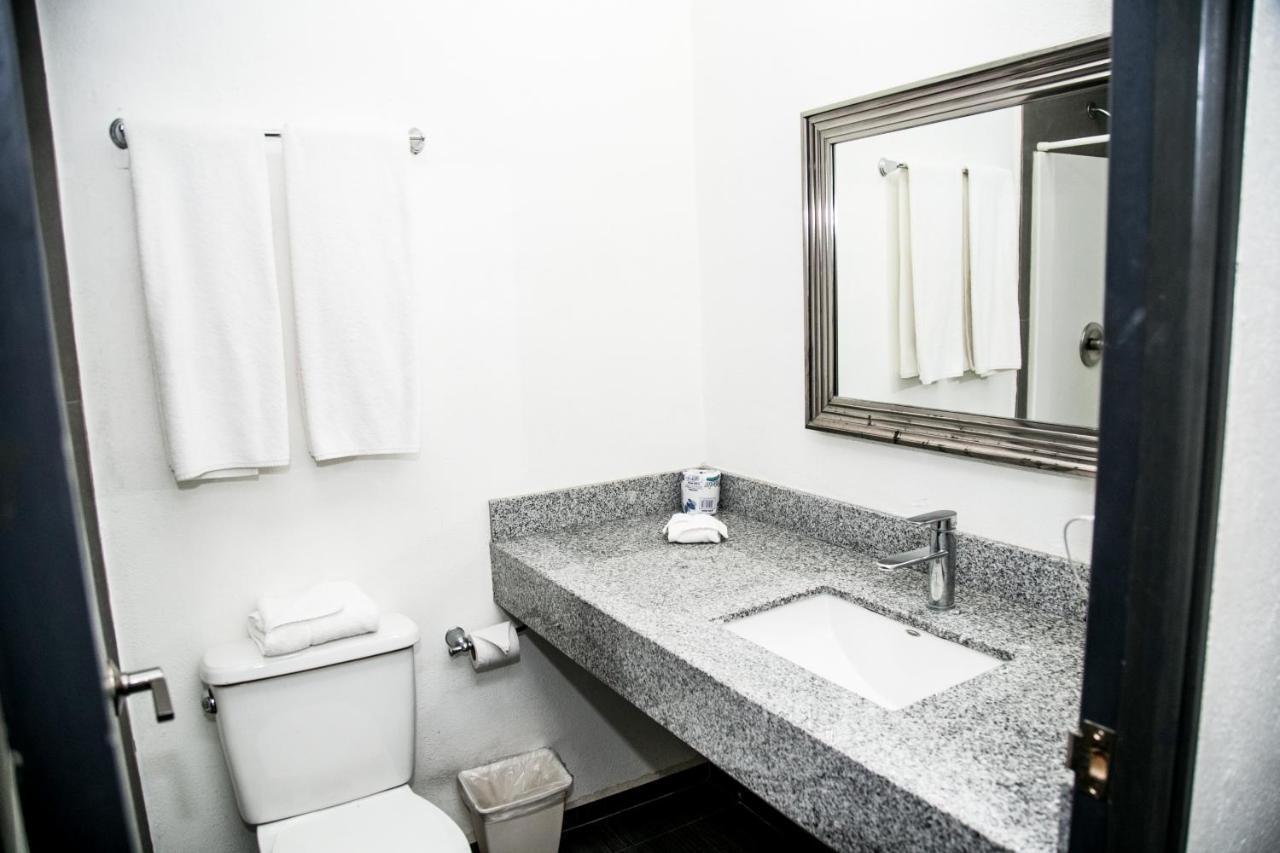 Booking Dioh Monterrey Ngoại thất bức ảnh